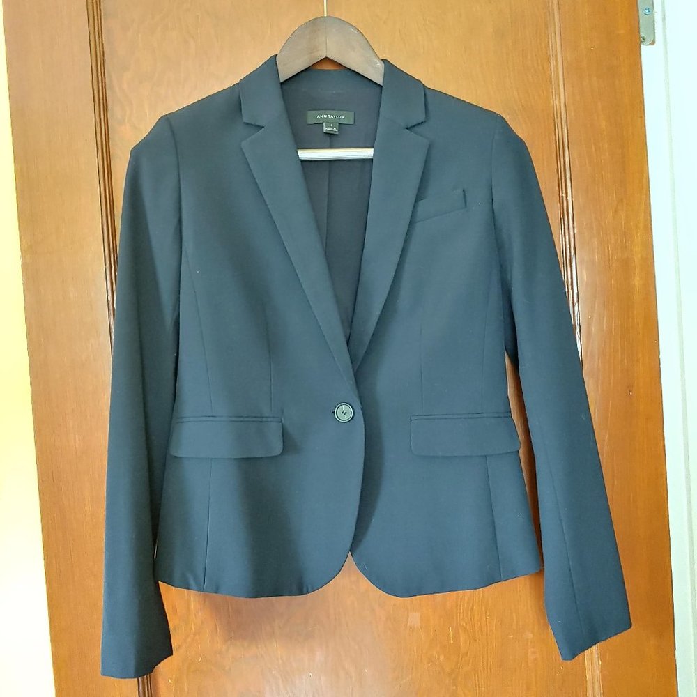 Ann Taylor Navy 3-Piece Suit